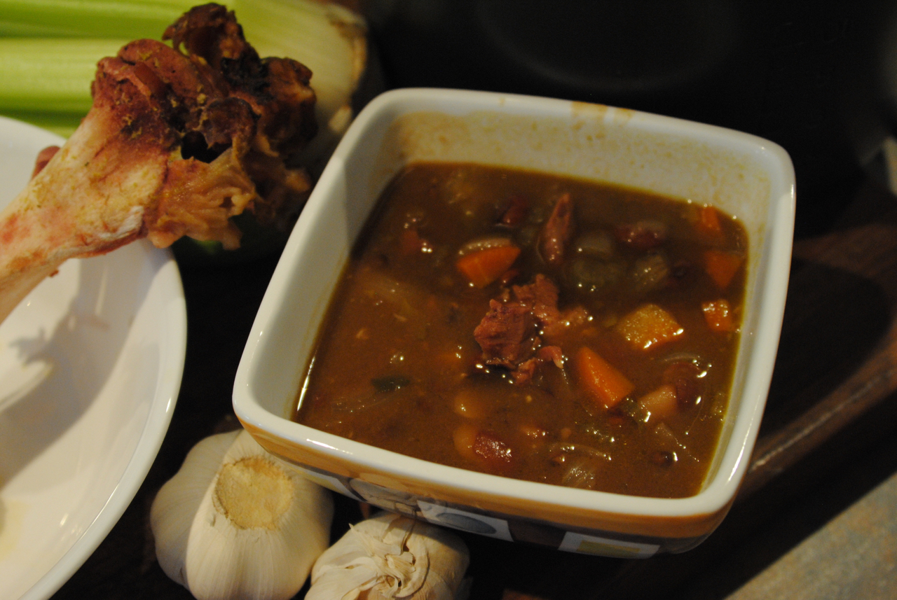 soup, pea ham soup, ham